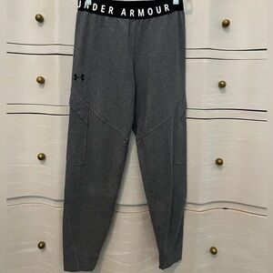 Under Armour Heather Gray Athletic Pants